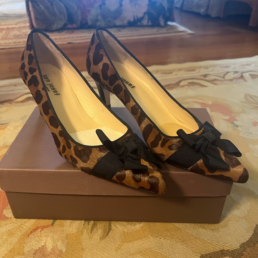 Jon Josef leopard print pony hair pumps, size 9